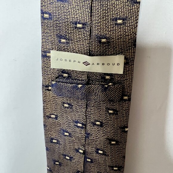 Joseph Abboud Men’s Necktie 3 ¾” Silk Brown / Copper & Navy Blue Geometric Italy - Picture 9 of 11